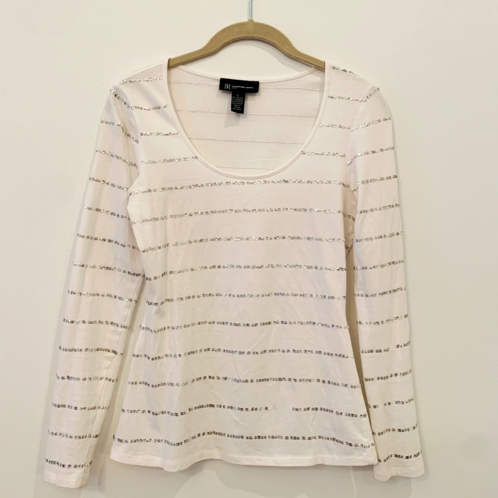 White scoop neck long sleeve with silver sequins